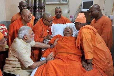 PM Modi Turns Emotional as He Visits His Inspirational Guruji