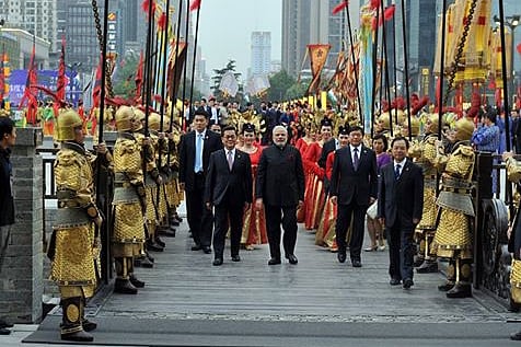 Modi at Tang Dynasty Welcome Ceremony in China 