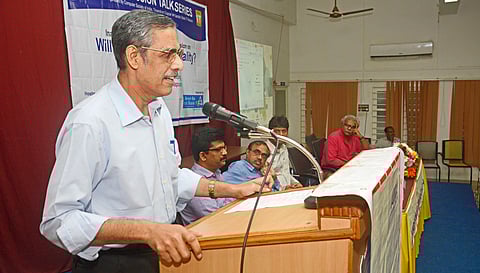 Pros and Cons of Net Neutrality Discussed