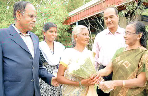 This POEM Helps Woman Swallow Food after 38 Yrs