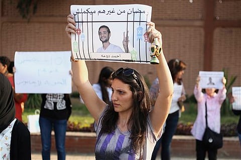 Women Protest Detentions Outside Egypt's Presidential Palace 