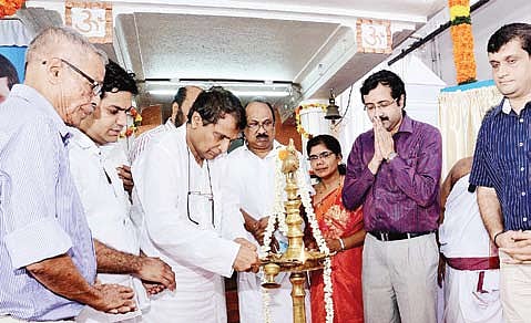 Rly Minister Inaugurates Arthritis Centre