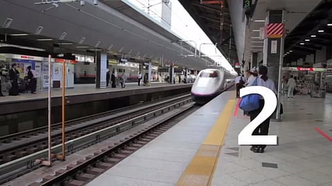 Japanese Bullet Train's 7 Minute Scrub Goes Viral