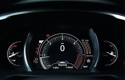 Renault Unveils 2016 Talisman Premium Sedan