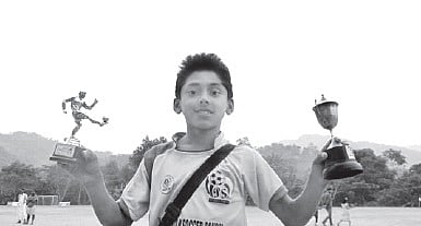 Football Prodigy Impresses with Dribbling Skills, Ball Control