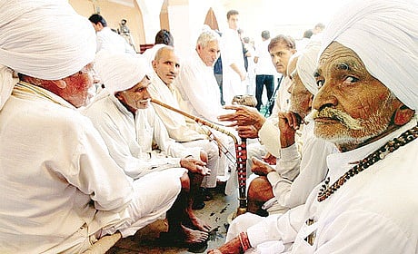 Khap Panchayats Root for Educated Leaders