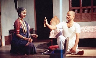 'Wada' and the Images of Changing Rural India