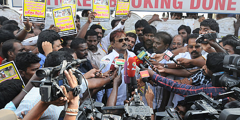 EPS Photo of Vijayakanth