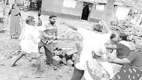 A video grab of the fight at Bugudanahalli village on Wednesday