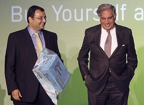 Tata Group interim chairman Ratan Tata with Cyrus Mistry. (File photo | Reuters)
