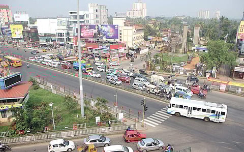 A congested Vytilla junction on Tuesday  | albin mathew
