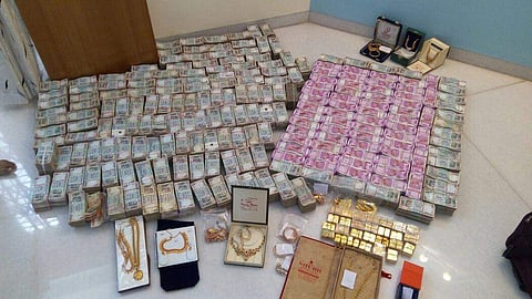 Cash, bullion and jewellery seized by taxmen. (Photo | EPS)