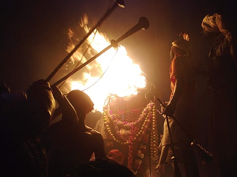 Maha Deepam atop the Annamalaiyar Hills in Tiruvannamalai on Monday  | s Dinesh