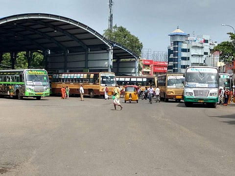 The city traffic slowly recover in Tiruchy on Wednesday. | (M K Ashok Kumar | Express Photo Service)