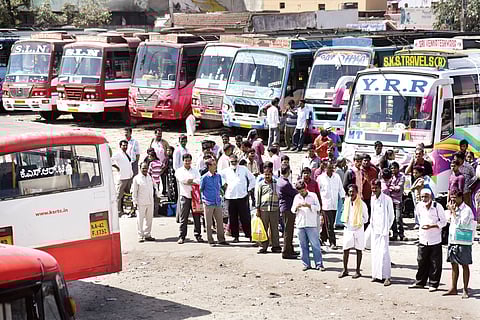 First Day of Private Bus Entry Ban Leaves Passengers a Harried Lot