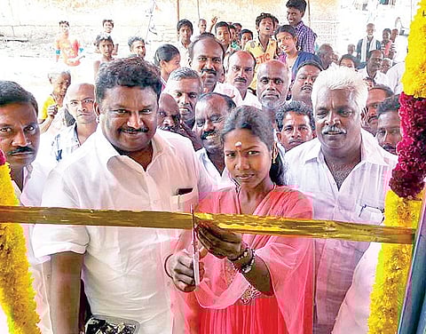 Girl Who Confronted MLA for Library, Opens it Years later