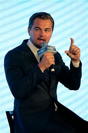 Leonardo DiCaprio to host Hillary Clinton for fundraiser
