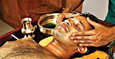 Oil Massage for Head and Body Once a Week Prevents Summer Woes