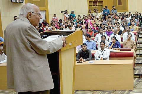 Democracy in Danger Today as it Was in 1975, Says Jethmalani