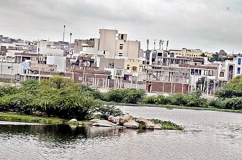 HC directs HMDA to take up survey, fencing of lakes