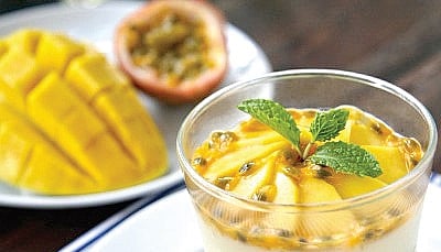 Mango mastani drink