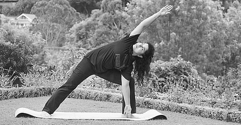 These non-equilateral triangles tone sides of your hips, waist