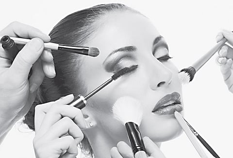 When it rains, go with matte and bright pink lipstick