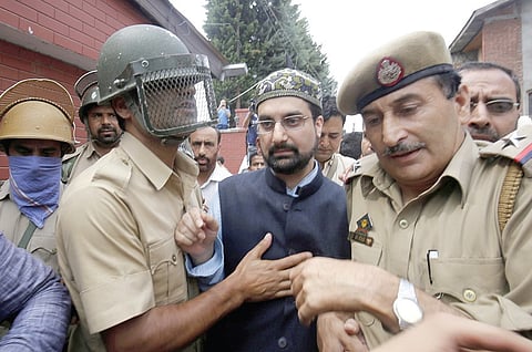 Rs 120 crore spent on guarding Kashmir's pro-Pakistan hawks