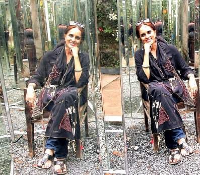 A mirror to your different selves