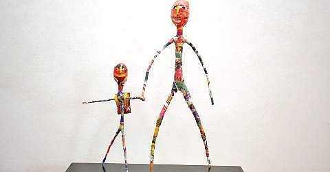 Making sculptures more lively