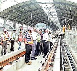 HMRL officials inspect metro rail stretch between Mettuguda and Begumpet, The stretch is ready for trial run |Express