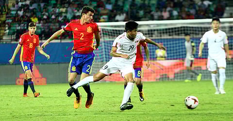 Spain and Korea DPR in the FIFA U17 WC.|EPS