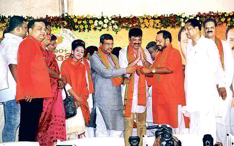 Daughter and brother of Lulu Mohapatra joining BJP at a function in Bhubaneswar  on Saturday | Express
