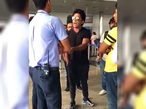 Son of veteran Bollywood playback singer Udit Narayan and singer himself, Aditya Narayan is seeing misbehaving with the staff of an airline at Raipur airport, Chattisgarh.