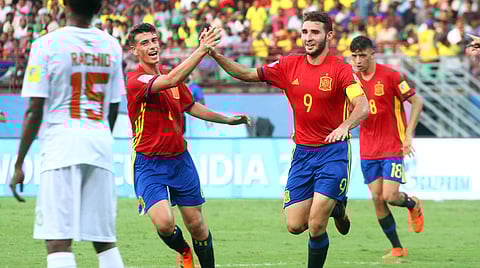 Spain celebrating a goal. | EPS