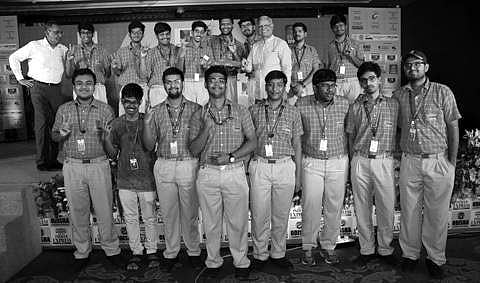 Members of the winning team from SAI International School with quiz master Soumyadip Chowdhury and Editorial Director Prabhu Chawla | Express