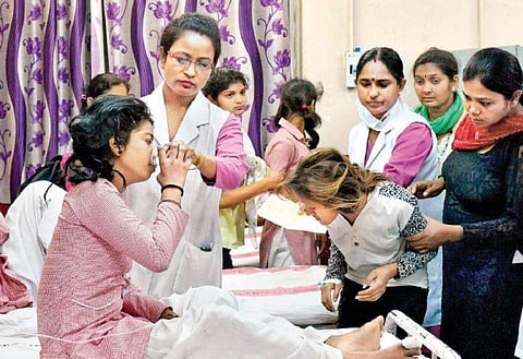 A number of factors explain why doctors spend less time with patients in India. India’s low physician density could be a major factor. (File Photo)