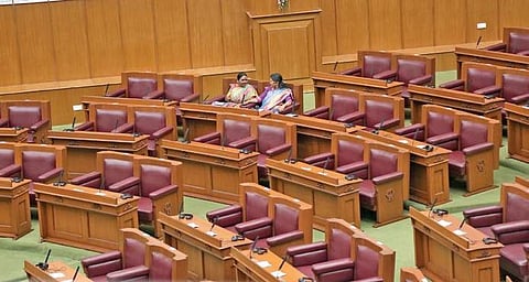 Two legislators at the Assembly Hall in Belagavi on Monday  |  Rajesh Sadare