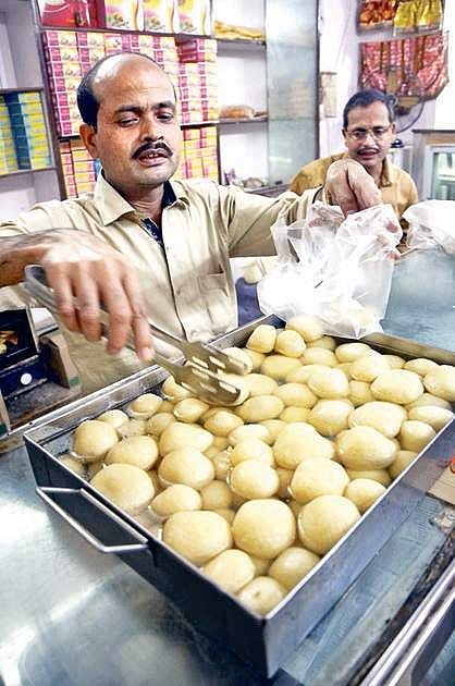 Rosogolla GI War: Odisha yet to take up arms for Odishara Rasagola