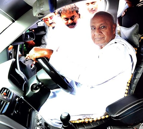 JD(S) supremo H D Deve Gowda flags off Namma TYGR cab services in Bengaluru on Wednesday | NAGESH POLALI