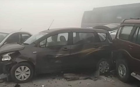 Cars rammed into each other on Agra-Noida Yamuna Expressway due to fog.