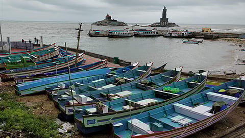 Several fishermen continued to be stranded in rough sea even as the death toll in the Cyclone 'Ockhi' in Kerala and neighbouring Kanyakumari district of Tamil Nadu rose to 12.(Photo: EPS/J.P.Dhas)