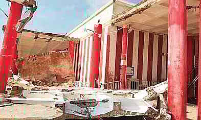 The concrete roof of Giri Prahara Mandapam of Tiruchendur Swamy Temple that collapsed on Thursday