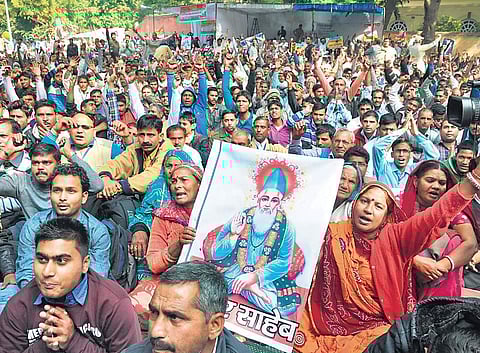 Of a kingmaker and godmakers