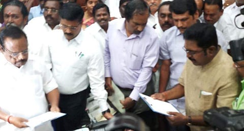 TTV Dhinakaran (extreme right) reading out his oath as a member of the Tamil Nadu Assembly on Friday. Speaker Dhanapal is seen on the extreme left. (ANI Twitter Photo)