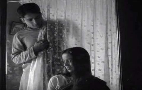 The Householder (1963): A college teacher faces trouble in an arranged marriage and goes in search of answers. Co-starring Leela Naidu and directed by James Ivory, it is based on a 1960 novel. (YouTube screengrab)