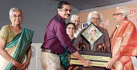 Adoor Gopalakrishnan presenting the Balamani Amma Award to writer  K L Mohanavarma in Kochi on Tuesday