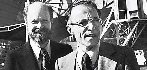 Robert Wilson (L) and Arno Penzias who discovered CMB