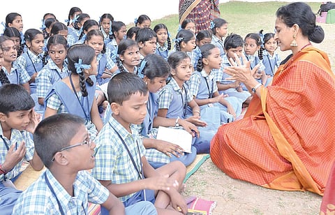 Since the outreach initiative began in 2013, every week Jayashri or her students have been visiting Manjakkudi village, near Kumbakonam, to teach classical music to more than 250 sons and daughters of farmers, lorry drivers, domestic workers and many more