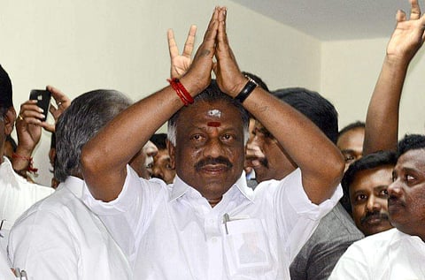Advantage Panneerselvam, Sasikala conviction puts stop to her CM campaign